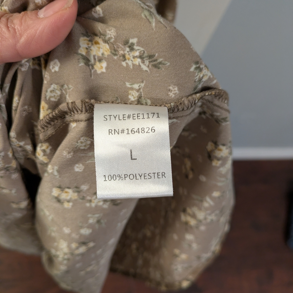 Floral Smocked Maxi Dress - Picture 4 of 5